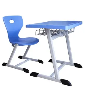 Set scrivania e sedia per aula scolastica scrivania per studenti scrivania per scuola in plastica ad iniezione per scuola media