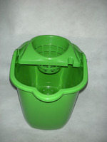 CLEANIC HM32053 Seau en plastique PP 15L avec essoreuse à sec, durable, multi-usage, compatible eau bouillante, pour nettoyage domestique, avec poignée à roulettes pour serpillière
