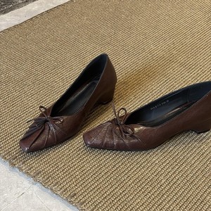 Escarpins à talon chaton en cuir véritable à bout carré avec nœud, chaussures rétro à enfiler pour femmes - Product Image 2