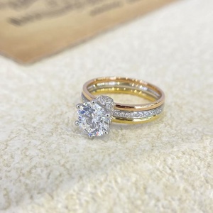 Oro Rosa Oro amarillo Oro blanco Oro 18K Oro Redondo Moissanite VVS D Color Anillo solitario Anillo de compromiso Regalo de boda para mujeres - Product Image 2