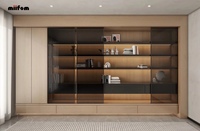 Vitrine en verre minimaliste moderne avec éclairage LED, rangement pour livres intégré sur mesure, menuiserie pour salon de villa