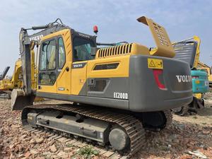 Excavadora de cadenas Volvo EC200D de alta calidad para construcción, usada, con 1 año de garantía, incluye motor, bomba y engranajes. - Product Image 4