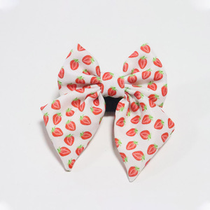 Einzigartige Haustierzubehör mit Erdbeer-Motiv: Matrosen-Schleife für Hunde und Katzen, Haustierbedarf für Frühling/Sommer - Product Image 3