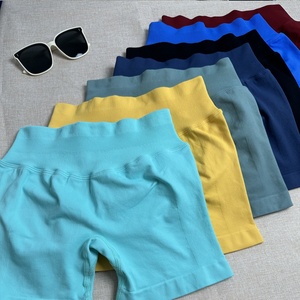 Pantalones cortos <span class=keywords><strong>de</strong></span> Yoga <span class=keywords><strong>de</strong></span> tres puntos <span class=keywords><strong>de</strong></span> cintura baja sin costuras <span class=keywords><strong>de</strong></span> <span class=keywords><strong>color</strong></span> caramelo, pantalones cortos <span class=keywords><strong>de</strong></span> tres secciones con patrón sólido - Product Image 1