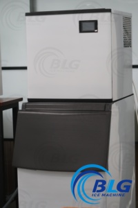 Máquina de Hielo en Cubos Comercial BLG de 200 kg, Máquina de Hielo de Acero Inoxidable para Restaurante, Bar, Hotel, Fabricación Rápida de Hielo, Máquina de Hielo Automática A - Product Image 5