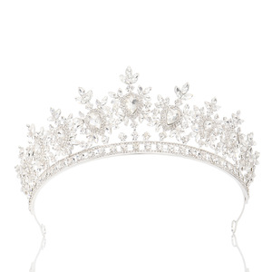 <span class=keywords><strong>Couronne</strong></span> de diadème princesse simple diadème de mariée <span class=keywords><strong>couronne</strong></span> de mariage en <span class=keywords><strong>diamant</strong></span> - Product Image 4