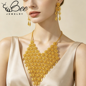 Parure de bijoux de mariée sud-indienne de luxe en or 24 carats, collier à pampilles irrégulières et grandes boucles d'oreilles, inaltérable, pour femme, mariage - Product Image 5