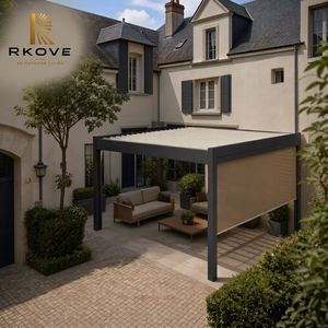 Sistema de Pérgola Bioclimática de Aluminio para Exteriores RKOVE RK-S1 con Pantallas de Privacidad Integradas y Techo Inclinable Eléctrico para Villa - Product Image 1