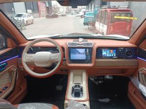 High-Speed <strong>SUV</strong> EV Electric Vehicles Left Steering 4-Wheel Car Long Range and Low Price New Energy Source - Product Image 5