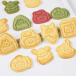 Emporte-pièces à biscuits et glaces imprimés de dessins animés, pratiques pour la pâtisserie, compacts et faciles à ranger et à utiliser - Product Image 5