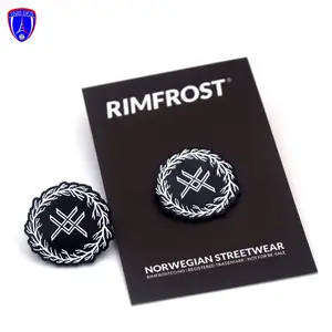 Thụy Sĩ Fimfrost Men Pin Y Tá Đen Nickel Ve Áo Pin Với Ủng Hộ Thẻ Men Pin Bộ Sưu Tập Ánh Sáng Trong Bóng Tối