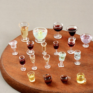 Miniatura de Vaso de Jugo Simulado, Modelo de Vaso de Bebida, Accesorios y Adornos para Casa de Muñecas en Miniatura: Copas de Vino - Product Image 1