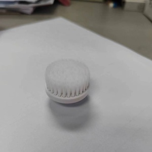 Máquina de Limpieza Facial Multifunción 4 en 1, Cepillo de Limpieza Facial Eléctrico de Silicona Suave a Prueba de Agua, Masajeador Facial - Product Image 5