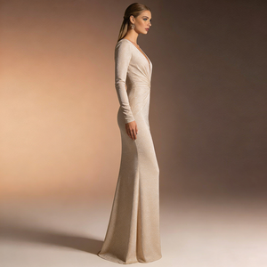 <span class=keywords><strong>ชุด</strong></span>เดรสผู้หญิงเซ็กซี่แบบสั่งตัด คอวี <span class=keywords><strong>แขน</strong></span><span class=keywords><strong>ยาว</strong></span> ประดับเลื่อม ผ้าลูกไม้ <span class=keywords><strong>ชุด</strong></span><span class=keywords><strong>ราตรี</strong></span><span class=keywords><strong>เปิด</strong></span>หลัง <span class=keywords><strong>ยาว</strong></span>กรอมพื้น - Product Image 4