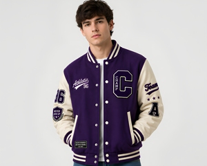 Veste universitaire unisexe violette à boutons, avec patch lettre C brodé, style streetwear, coupe classique, col en V, pour l'hiver - Product Image 1
