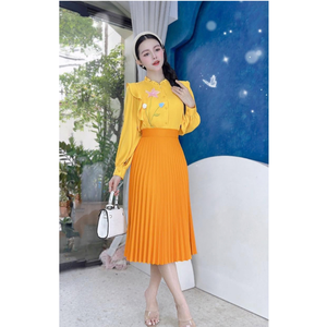 Vêtements écologiques du Vietnam, chemisier à manches longues pour femmes avec détails plissés et volants, haut uni décontracté pour le bureau, style formel ODM - Product Image 6