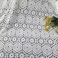 Tissu en dentelle crochet 100% polyester, motif chevrons géométrique hexagonal ajouré, blanc, pour chemin de table, rideau, robe bohème
