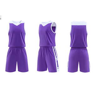 Op maat gemaakte ademende polyester shorts met sublimatie bedrukt logo voor jongens en volwassenen, specifieke basketbaluitrusting. - Product Image 4