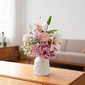 Bouquet de fleurs artificielles CallaFloral, lys, rose thé, rose, décoration pour la maison et les mariages CF01088A - Product Image 1