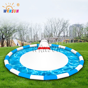 Piscine gonflable WINSUN en forme d'ours polaire avec plateforme de saut pour enfants, idéale pour les fêtes d'été en plein air, location et usage commercial - Product Image 3