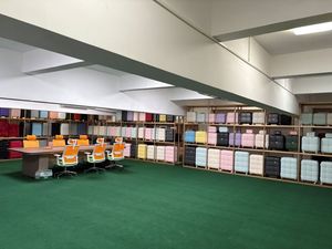 Valigia Rigida in ABS Grande Capacità 28 Pollici, Modello Esistente, Consegna Rapida, Bagaglio Personalizzato con Ruote Girevoli per Vendita all'Ingrosso - Product Image 2