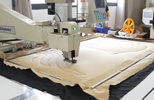 Fabricant professionnel d'équipement <span class=keywords><strong>de</strong></span> cheval <span class=keywords><strong>Tapis</strong></span> d'équitation Logo personnalisé <span class=keywords><strong>Tapis</strong></span> <span class=keywords><strong>de</strong></span> <span class=keywords><strong>selle</strong></span> <span class=keywords><strong>de</strong></span> cheval équestre - Product Image 5