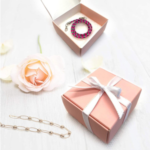 Biểu Tượng Tùy Chỉnh Tự Chăm Sóc Bao Bì Các Tông Hộp Bưu Kiện Thân Thiện Với Môi Vẻ Đẹp Gửi Thư Vận Chuyển Hộp Quà Tặng Cho Món Quà Giáng Sinh - Product Image 5