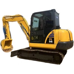 Mini pelle hydraulique sur chenilles KOMATSU d'origine du Japon pour la construction de fermes et de routes Mini-pelle PC56-7 KOMATSU d'occasion Offre Spéciale - Product Image 1