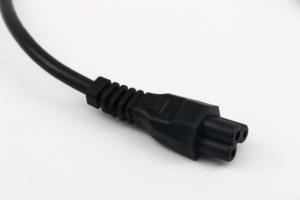 Affidabile Spina Europea <span class=keywords><strong>a</strong></span> <span class=keywords><strong>Tre</strong></span> Poli per Impieghi Gravosi con Connettore C per Macchine Commerciali - Product Image 6