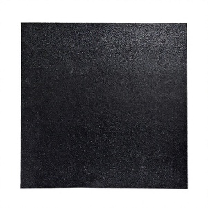 Dalles de sol en caoutchouc noir 15 mm antidérapantes, résistantes à l'eau et à l'usure pour salle de sport, aire de jeux, stade, école - Product Image 4