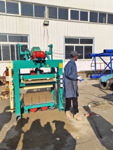 Grande Promotion : Machines automatiques de fabrication de briques QTJ4-40 – Machines rentables à vendre pour petites entreprises - Product Image 1