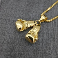Collier pendentif élégant pour homme en acier inoxydable avec éléments de style sportif de boxe, choix idéal pour un usage personnel et un cadeau