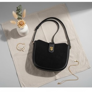 Top Selling Classic Leather Shoulder <b>Bag</b> For Ladies <b>Long</b> Lasting Durability Available At Affordable Price - Product Image 4