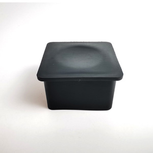 Shih Hung Plastics Embout de pied carré 38x38mm en PVC noir pour pieds de meubles - Product Image 1