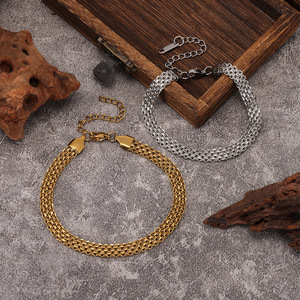 Bracelet en chaîne tressée en acier doré pour femmes, bijoux à porter au quotidien, design géométrique, nouveau style 2025 - Product Image 2