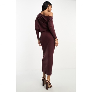 Robe pull côtelée à manches longues et épaules dénudées personnalisable - Product Image 3