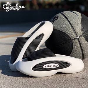 صنادل للرجال من XIXITIAO، أحذية شبشب صيفية لعام 2024، صنادل منزلية أنيقة للرجال للخروج، صنادل مريحة للأولاد والرجال - Product Image 2