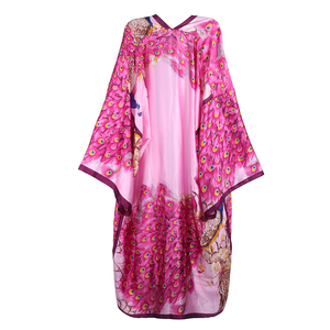 Ensemble de détente imprimé animalier haut de gamme : Robe, cardigan et châle en satin doux, légers avec protection solaire pour les fêtes printemps-été - Product Image 2