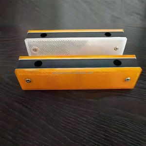 Delineatore Stradale Barriera di Sicurezza Riflettente Bianco ad Alta Intensità Prismatico in Alluminio Rivestito in <span class=keywords><strong>PVC</strong></span> <span class=keywords><strong>Guardrail</strong></span> Luminoso per Autostrada - Product Image 6