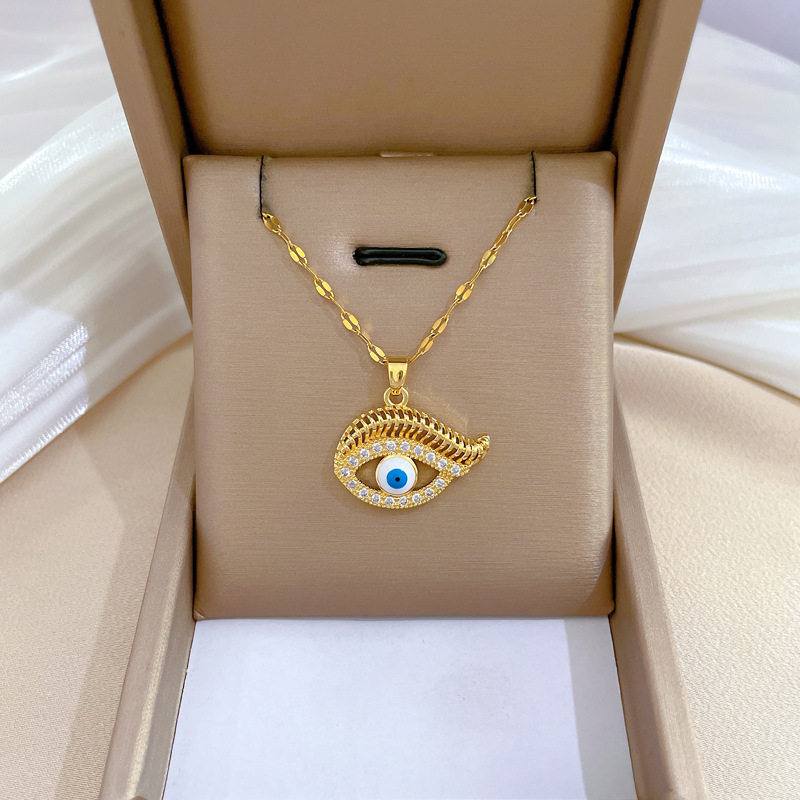 Collier Plaqué Or 18 Carats - Pendentif Papillon - Longueur Mi-longue - Marque Tata Gisele