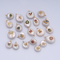 Breloque Pavé Icon Baroque |   Pendentifs en perles d'eau douce, plaqués or 18 carats, motifs en laiton et zircon pour la création de bijoux DIY