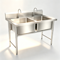Wastafel Utilitas 2 Kompartemen Stainless Steel Berdiri Sendiri dengan Backsplash, 2 Keran, dan Kaki yang Dapat Disesuaikan