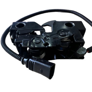 Lamando, Golf 7, Jialuguan L, Touran L, Magotan B8, Passat Variant, <b>Hood</b> Lock, <b>Engine</b> <b>Hood</b> Lock, Lower Part 5G1823509 - Product Image 1