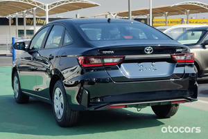 Perfette condizioni usate <span class=keywords><strong>Toyota</strong></span> Yariss 1.5L benzina Fwd 2023 modello anno auto di colore nero pronte per l'uso - Product Image 4