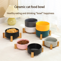 Fournitures pour animaux de compagnie Bol pour animaux de compagnie surélevé en céramique pour chiot avec support en bois Double bols pour animaux de compagnie blancs antidérapants pour chien et chat