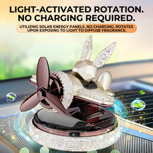 Diffuseur de parfum solaire pour voiture en alliage, motif lapin astronaute, pour console centrale, décoration et aromathérapie, 31-60 jours - Product Image 3