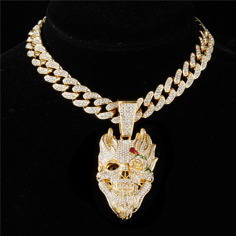 Hip Hop Alloy Cheap Iced Out Pave Diamond Rose Eye Men Skull Head Pendant  Skeleton Pendant Necklace for Men