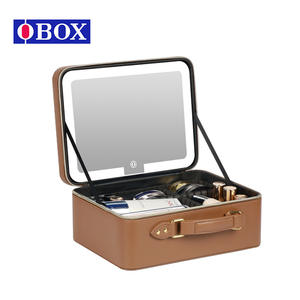 Trousse de Maquillage Grande Capacité Imperméable Ultra Légère Extensible Marron Maillard Poignée Souple Printemps 2024 - Product Image 3