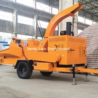 Broyeur de bois mobile diesel de qualité industrielle, norme Euro 5, adapté à la foresterie et à l'aménagement paysager.