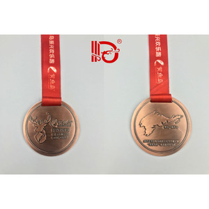 Custom Zinc Alloy Metal Engraved Marathon Finisher Medal With <b>Red</b> <b>Ribbon</b> For Sports Events And Commemorative Gifts - Product Image 3
